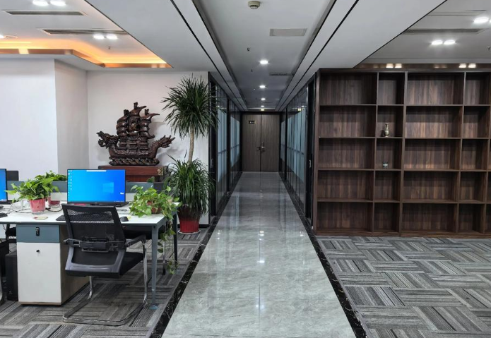 水泥标志桩在高速公路改扩建工程中的应用规范与技术要求